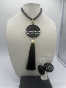 Black Necklace NK24026