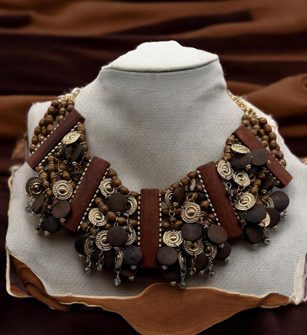 Wooden and Metallic Necklace