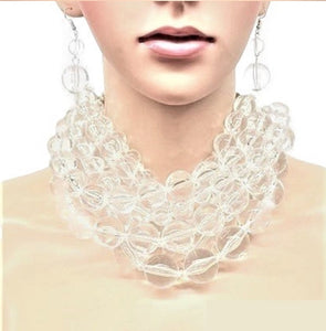 Olivia Clear Pearl Necklace 013