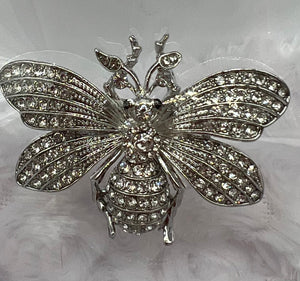 Bee Brooch P015