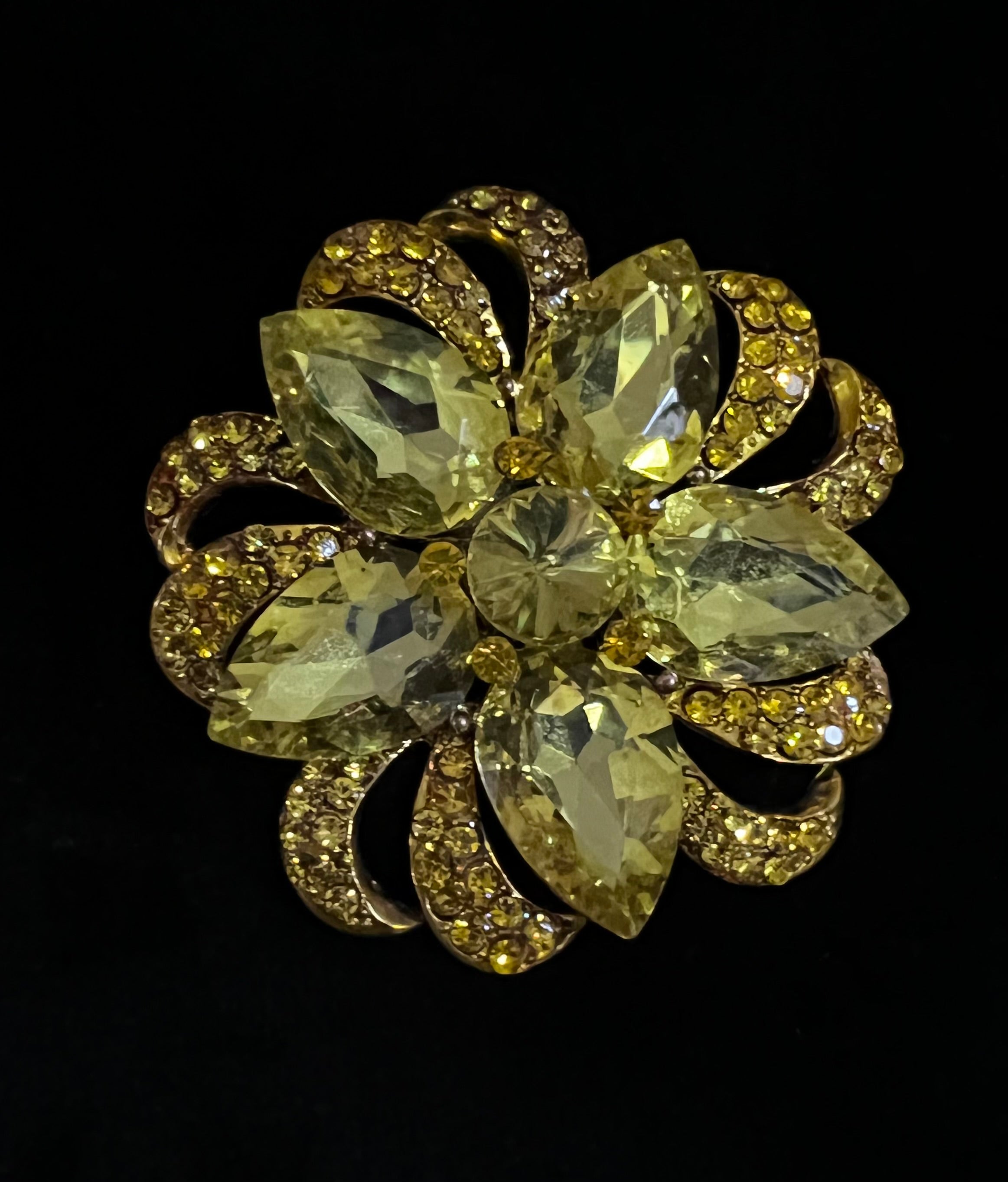 Yellow Brooch P001